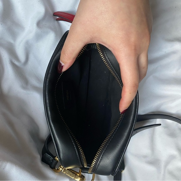 fendi camera bag - Picture 9 of 11